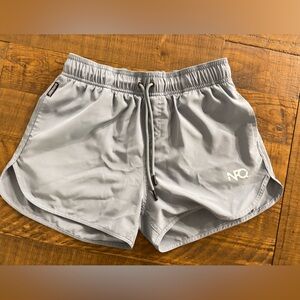 Women’s NFQ LINED Shorts